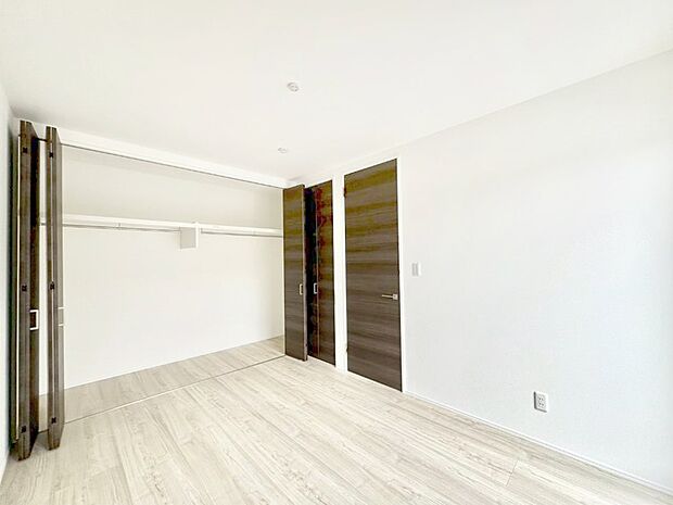 収納が充実しているので、居住スペースを広く使えます。