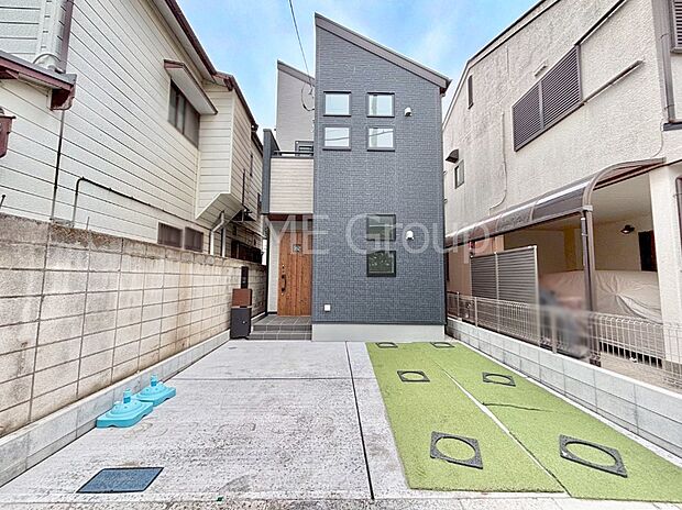 上質感あふれる外観デザイン。魅力の住まいを実現。