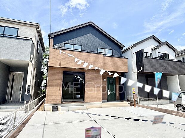 洗練された外観、上質な住空間が広がる室内は永く安心して過ごせる住居です。 