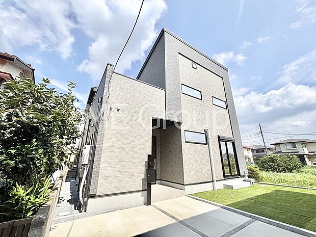 たっぷりの陽光と心地よい風が舞い込む住まい