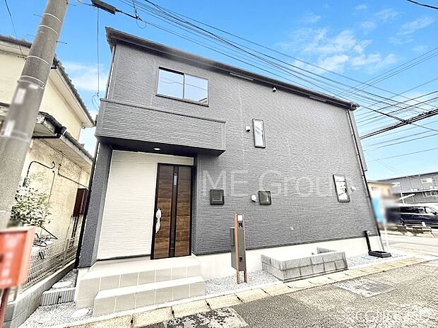 暮らしやすさと居心地の良さにこだわったシンプルで飽きのこないデザイン !