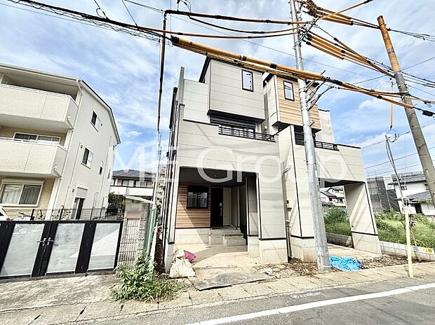 暮らしやすさと居心地の良さにこだわったシンプルで飽きのこないデザイン !