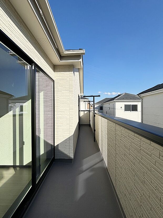 【バルコニー】風通しの良いバルコニー