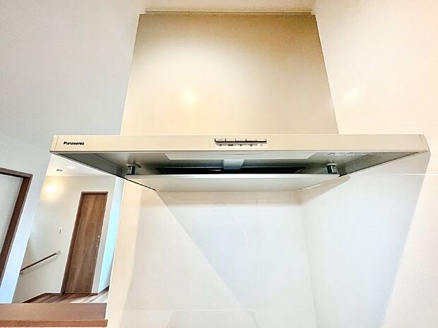 【レンジフード】基本的なお手入れはフィルターのみ！お手入れのしやすさも魅力です。