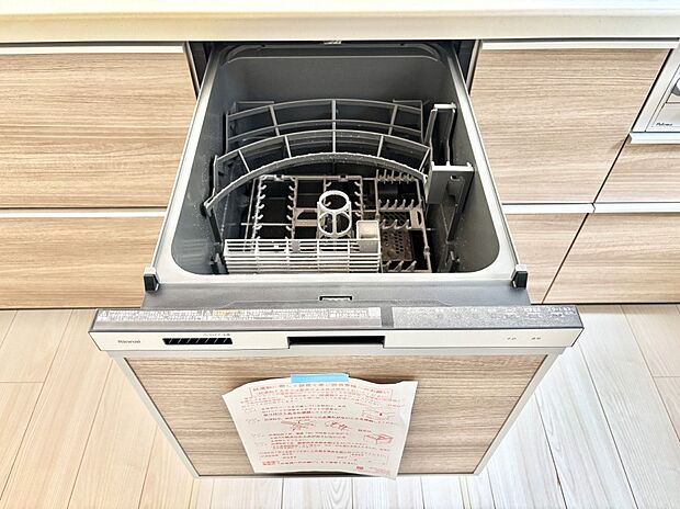 【その他設備(食洗機)】面倒なお片づけは食洗機にお任せ！家事の負担が減って、時間にも気持ちにもゆとりができます。