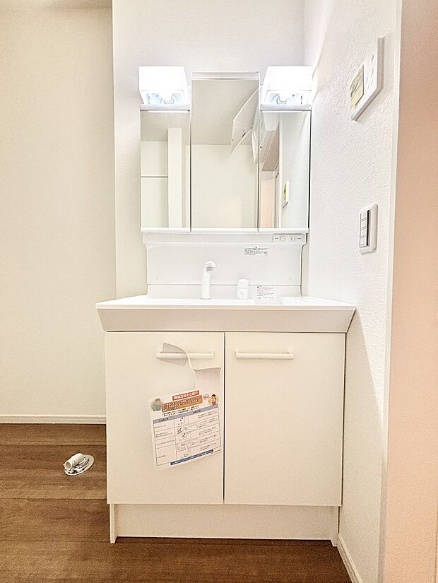 【洗面台・洗面所】収納力と機能性に優れた洗面化粧台