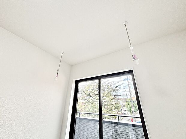 【室内物干し】室内物干し。梅雨や花粉の時期に大活躍します。  