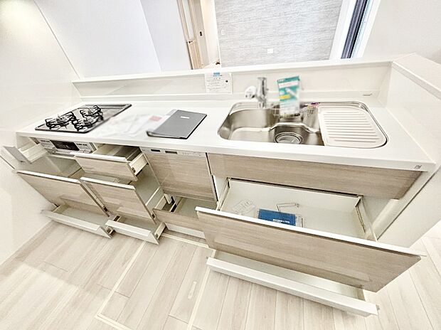 【スライド収納】使いやすさを優先したスライド式収納タイプ！