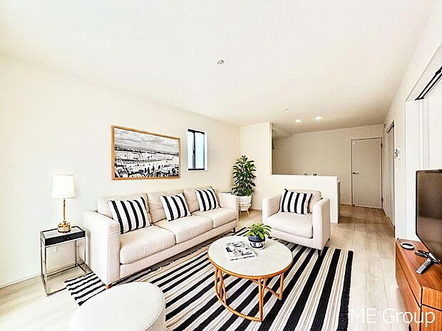 【リビング】落ち着いた雰囲気のＬＤＫは家族みんなの快適空間※家具はCGです