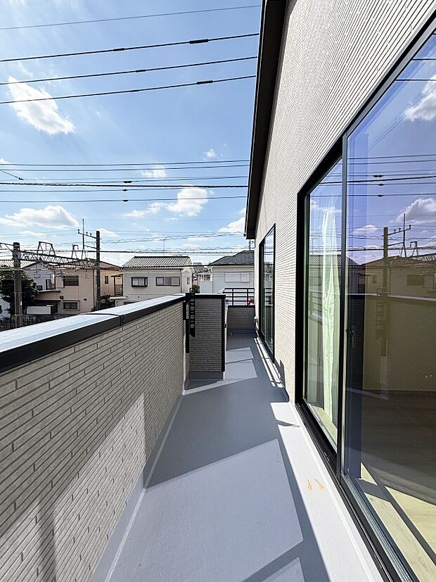 【バルコニー】風通しの良いバルコニー