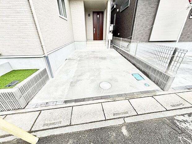 【駐車場】生活に欠かせない駐車スペース。