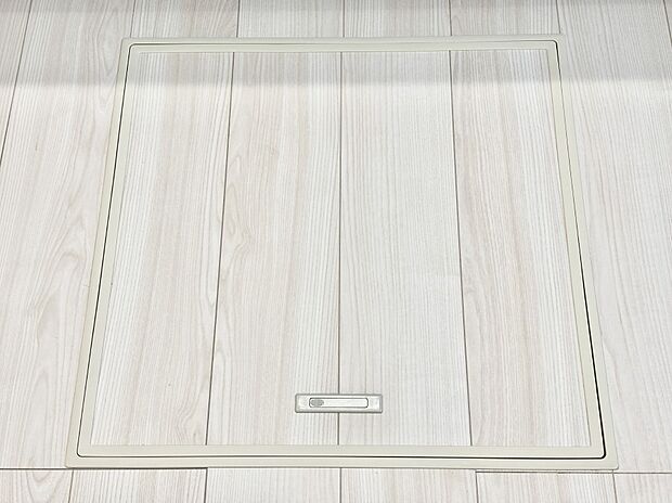 【その他設備(床下収納)】床下収納付き!日用品・非常用品の収納にも大活躍。