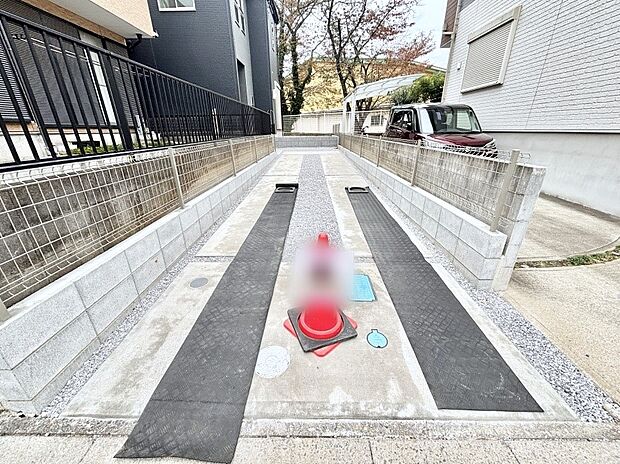 【駐車場】生活に欠かせない駐車スペース。