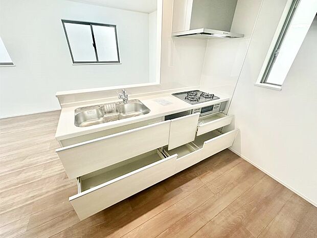 【スライド収納】使いやすさを優先したスライド式収納タイプ！