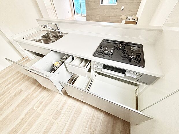 【その他設備(スライド収納)】使いやすさを優先したスライド式収納タイプ！