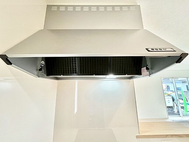 【その他設備(レンジフード)】基本的なお手入れはフィルターのみ!お手入れのしやすさも魅力です。