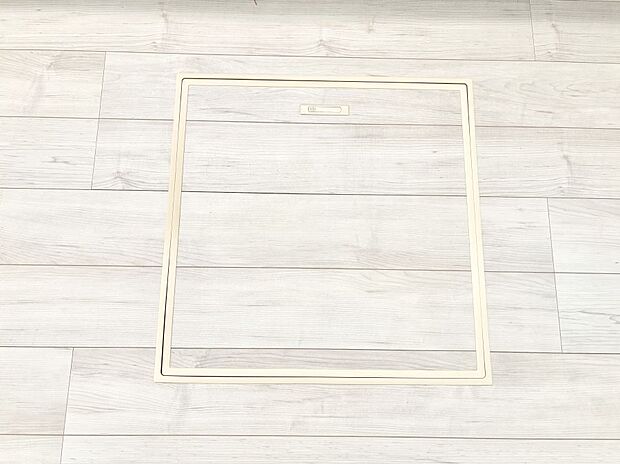 【その他設備(床下収納)】床下収納付き!日用品・非常用品の収納にも大活躍。