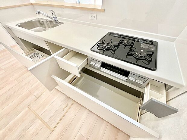 【スライド収納】使いやすさを優先したスライド式収納タイプ！