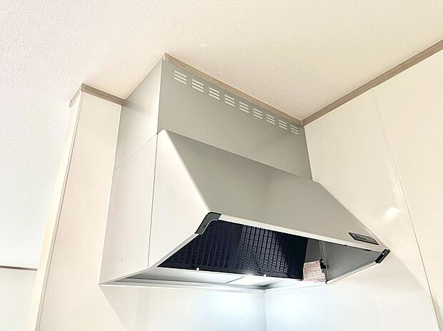 【その他設備(レンジフード)】基本的なお手入れはフィルターのみ！お手入れのしやすさも魅力です。