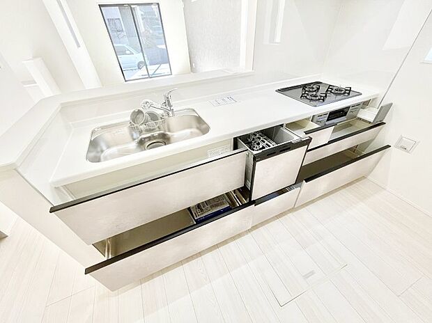 【その他設備(スライド収納)】使いやすさを優先したスライド式収納タイプ！