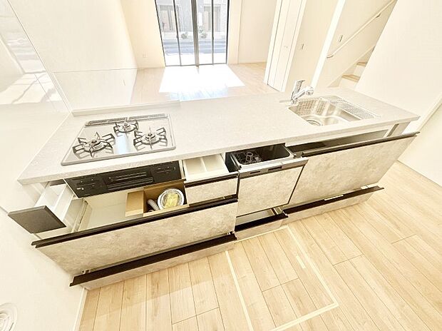 【その他設備(スライド収納)】使いやすさを優先したスライド式収納タイプ！