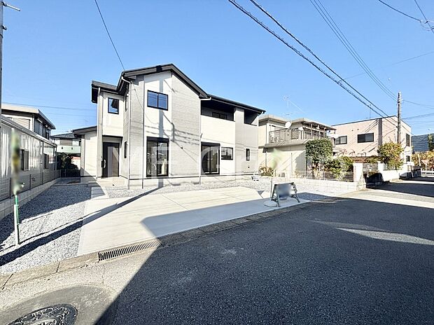 【前面道路含む現地写真】堂々完成！！ ここから始まる新生活を応援いたします！ 