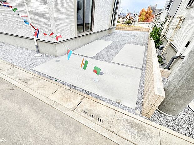 【駐車場】生活に欠かせない駐車スペース。