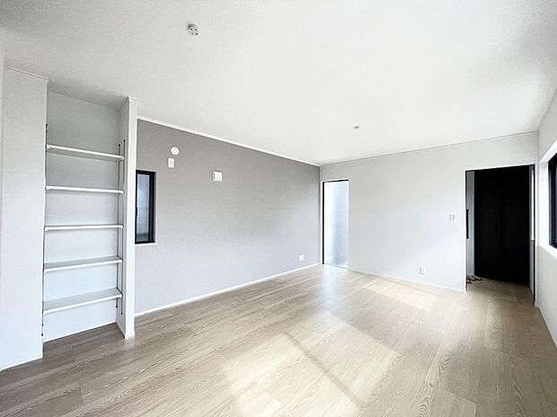 【リビングダイニング】広々LDK!ゆったり空間で家族団らんを満喫出来ます