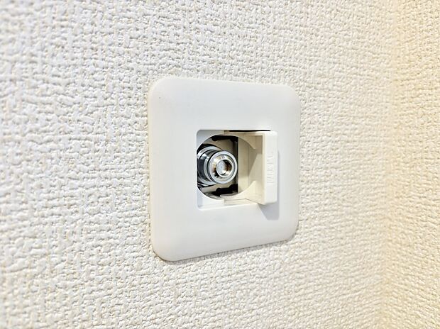 【その他設備(ガスコンセント)】ガスコンセントがあれば足元からすぐに温まるガスファンヒーターを設置できます！  