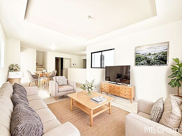 【リビング】落ち着いた雰囲気のLDKは家族みんなの快適空間※家具はCGです