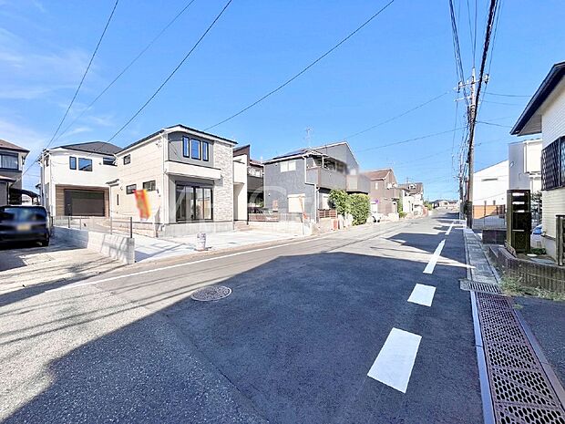 【前面道路含む現地写真】堂々完成!! ここから始まる新生活を応援いたします!