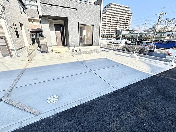 【駐車場】生活に欠かせない駐車スペース。