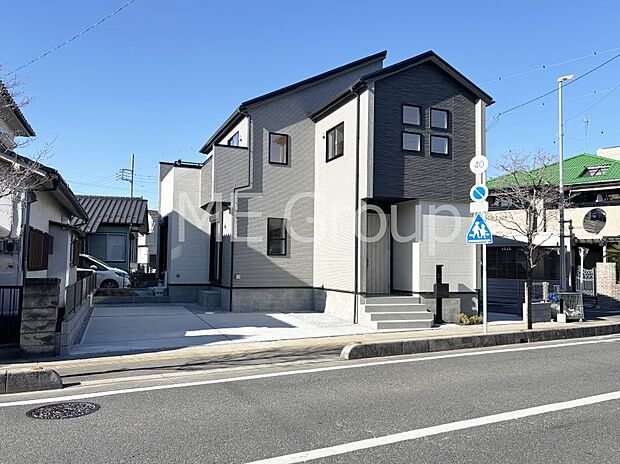 【現地外観写真】溢れる陽光でご家族の笑顔も輝く