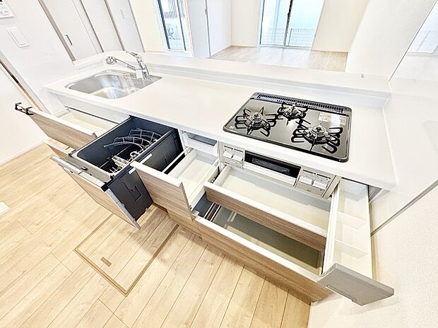 【その他設備(スライド収納)】使いやすさを優先したスライド式収納タイプ！