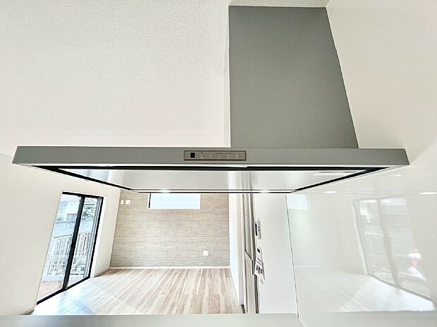 【その他設備(レンジフード)】基本的なお手入れはフィルターのみ!お手入れのしやすさも魅力です。