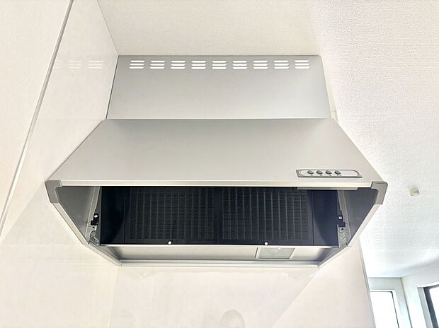 【その他設備(レンジフード)】基本的なお手入れはフィルターのみ!お手入れのしやすさも魅力です。