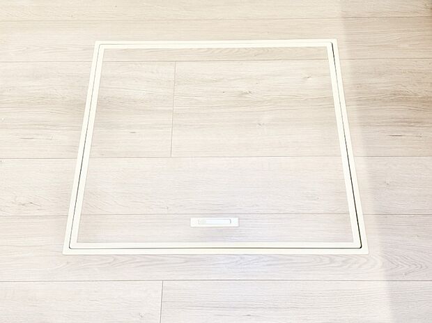 【その他設備(床下収納)】床下収納付き！日用品・非常用品の収納にも大活躍。