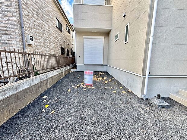 【駐車場】生活に欠かせない駐車スペース。