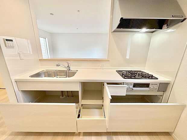 【その他設備(スライド収納)】使いやすさを優先したスライド式収納タイプ!