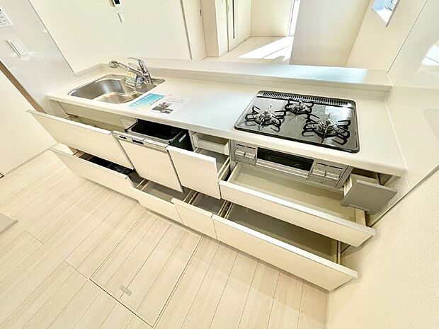 【その他設備(スライド収納)】使いやすさを優先したスライド式収納タイプ！