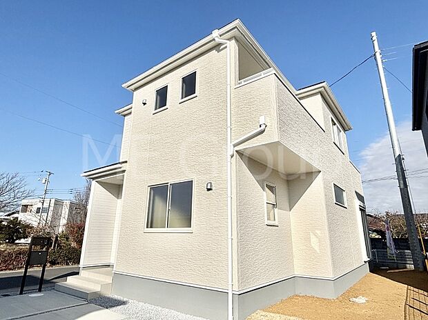 【現地外観写真】4LDK＋WIC付きプラン！快適でゆとりある生活を楽しめます。