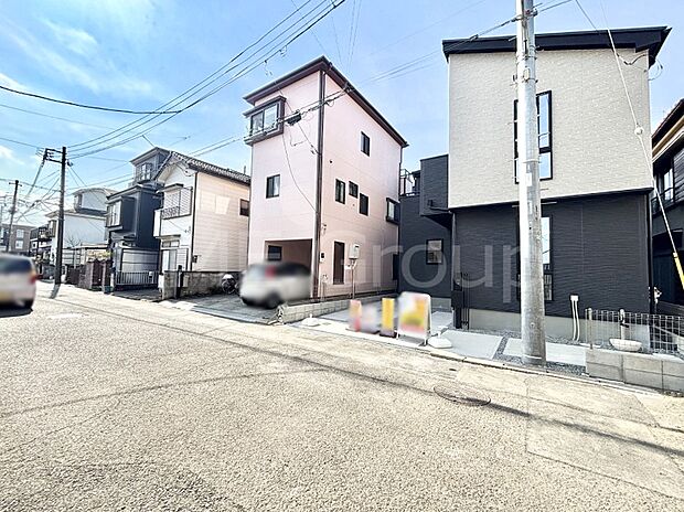 【前面道路含む現地写真】堂々完成!! ここから始まる新生活を応援いたします!