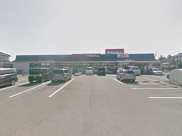 ディスカウントストアトライアル上尾本町店(約400m)