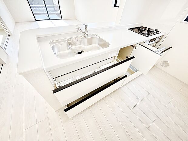 【その他設備(スライド収納)】使いやすさを優先したスライド式収納タイプ！