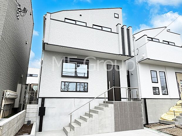 【現地外観写真】溢れる陽光でご家族の笑顔も輝く