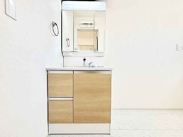 【洗面台・洗面所】収納力と機能性に優れた洗面化粧台