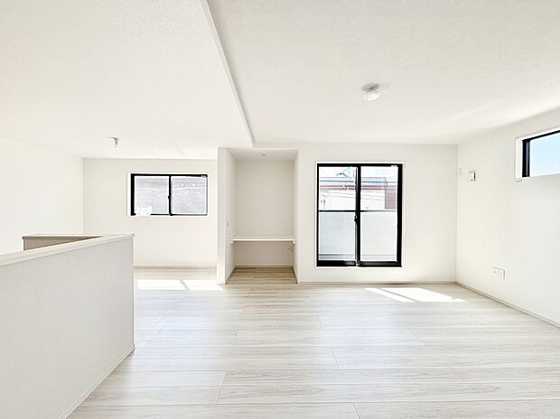 【ダイニング】家族が自然と集まる憩いのスペースになりそう　