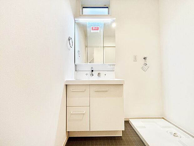 【洗面台・洗面所】収納力と機能性に優れた洗面化粧台