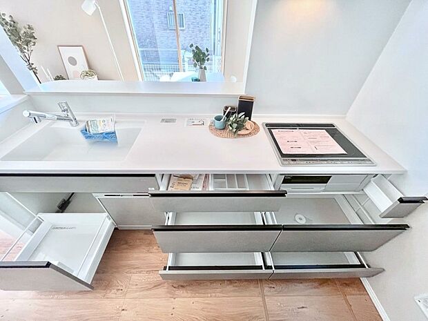 【その他設備(スライド収納)】使いやすさを優先したスライド式収納タイプ！