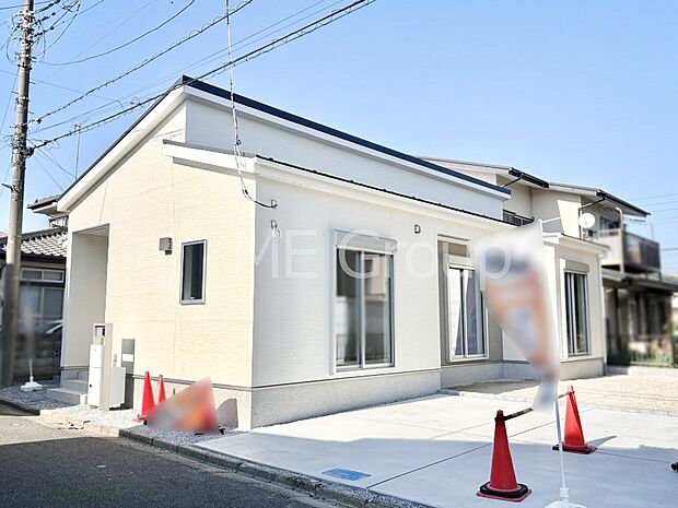 【現地外観写真】たっぷりの陽光と心地よい風が舞い込む住まい